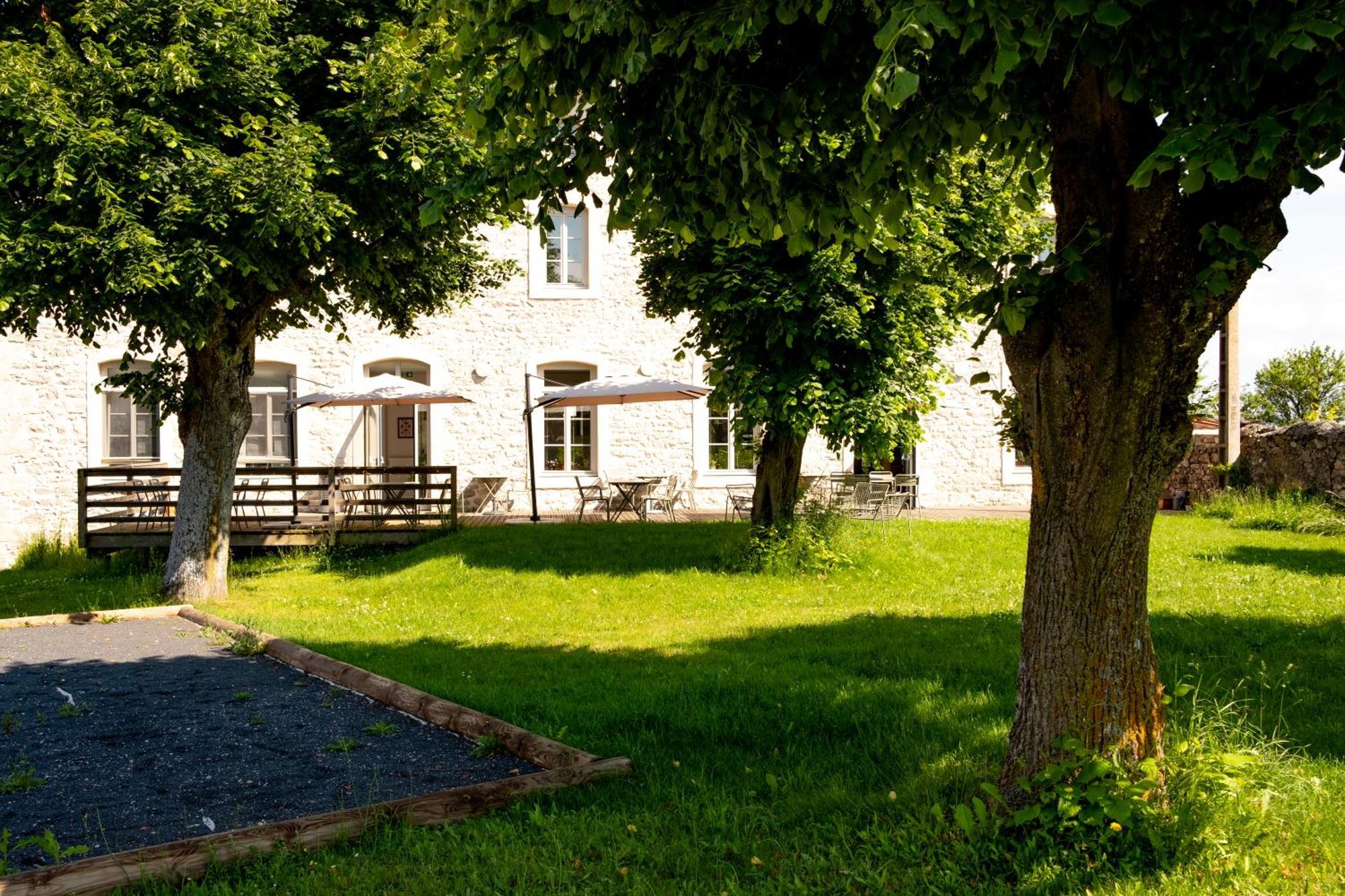L'Auberge Du Campos Saint-Pierre-Duchamp Εξωτερικό φωτογραφία
